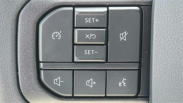 Photo of 2025 Oxford White Ford F-350