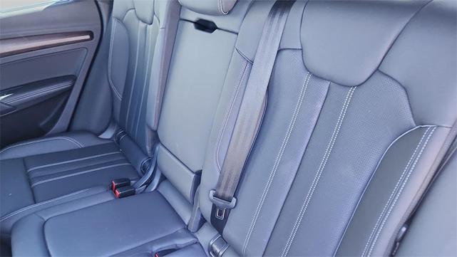 Photo of 2021 Ultra Blue Metallic Audi Q5