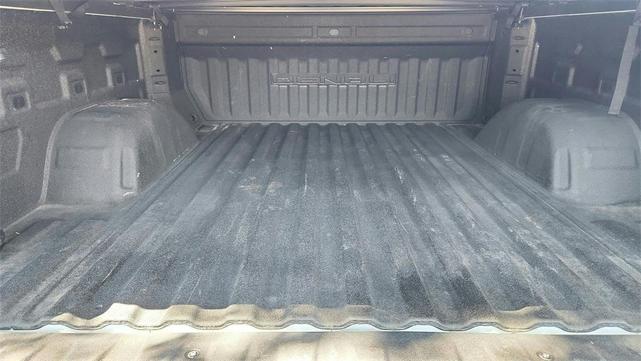 Photo of 2023 Summit White GMC Sierra 1500