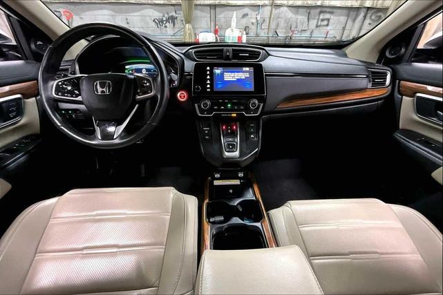 Photo of 2022 Platinum White Pearl Honda CR-V Hybrid