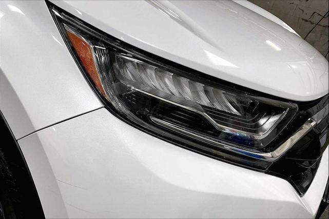 Photo of 2022 Platinum White Pearl Honda CR-V Hybrid
