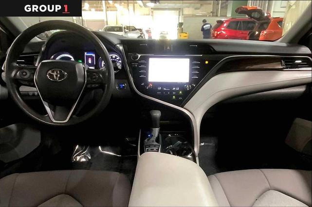 Photo of 2020 Super White Toyota Camry