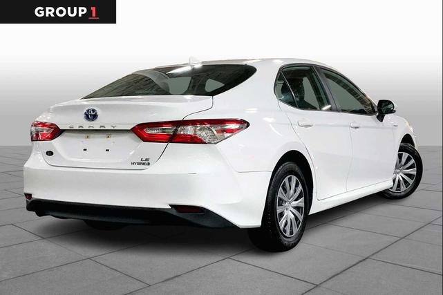 Photo of 2020 Super White Toyota Camry