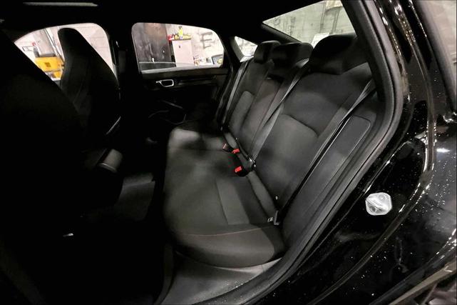 Photo of 2024 Crystal Black Pearl Honda Civic Si