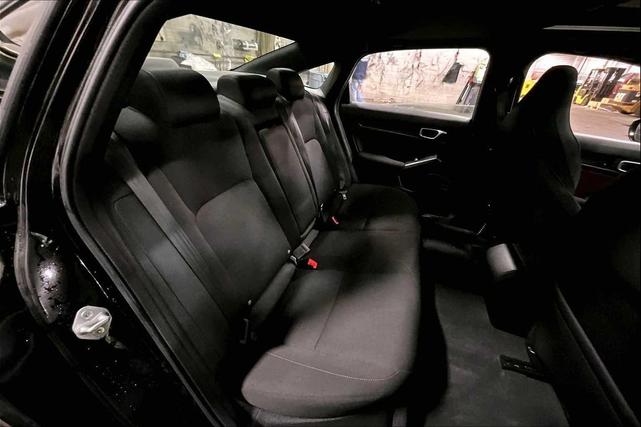 Photo of 2024 Crystal Black Pearl Honda Civic Si