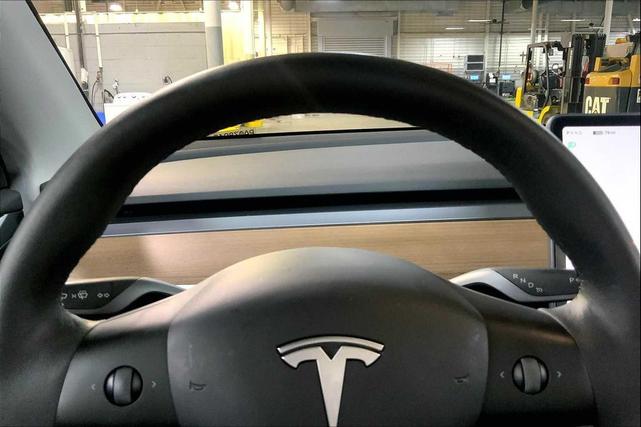 Photo of 2023 Midnight Silver Metallic Tesla Model Y