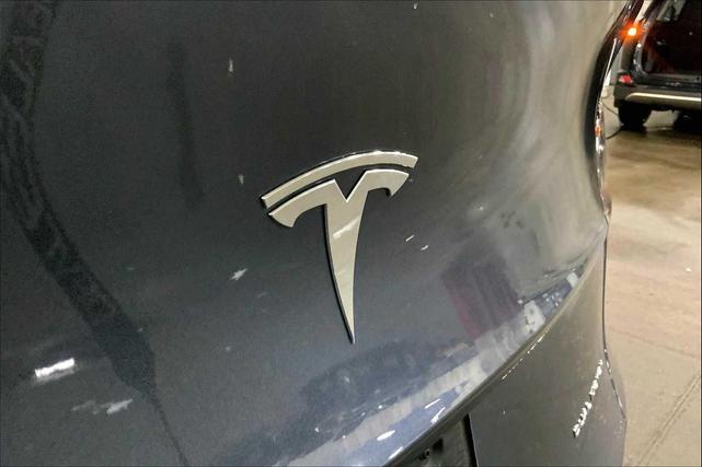 Photo of 2023 Midnight Silver Metallic Tesla Model Y