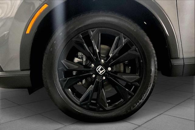 Photo of 2024 Urban Gray Pearl Honda CR-V Hybrid