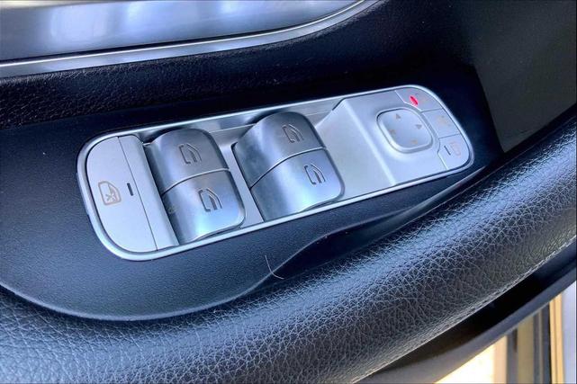 Photo of 2020 Mojave Silver Metallic Mercedes-Benz GLE 350