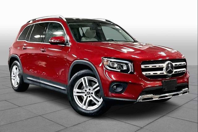 Photo of 2020 Patagonia Red Metallic Mercedes-Benz GLB 250