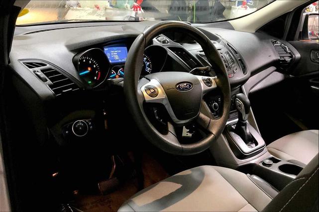 Photo of 2015 Ingot Silver Ford Escape