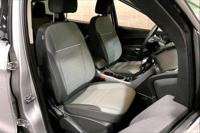 Photo of 2015 Ingot Silver Ford Escape