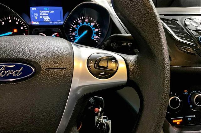 Photo of 2015 Ingot Silver Ford Escape