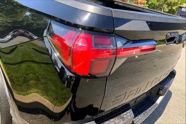 Photo of 2022 Phantom Black Hyundai SANTA CRUZ
