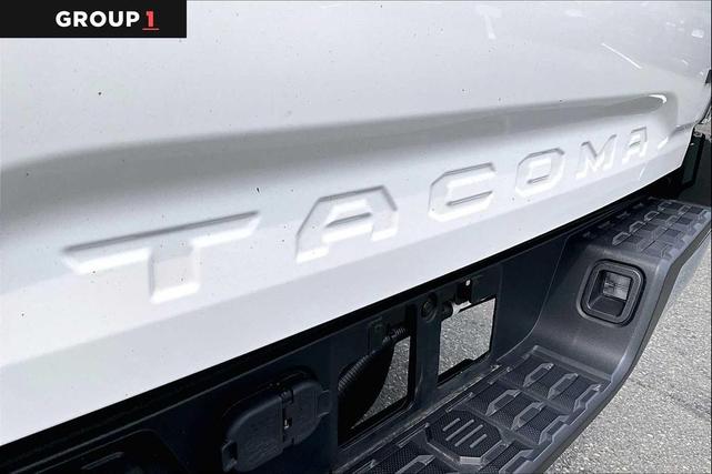 Photo of 2022 White Toyota Tacoma