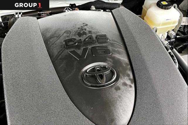 Photo of 2022 White Toyota Tacoma