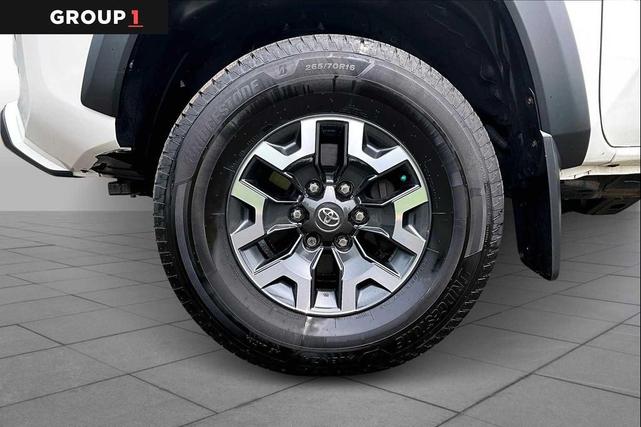 Photo of 2022 White Toyota Tacoma