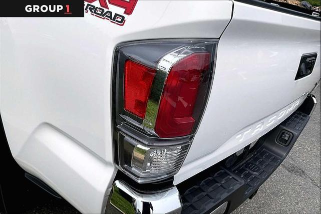 Photo of 2022 White Toyota Tacoma