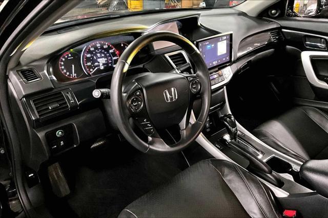 Photo of 2015 Crystal Black Pearl Honda Accord
