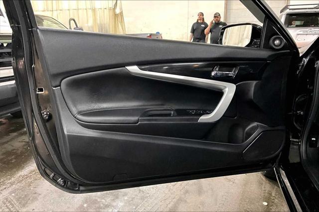 Photo of 2015 Crystal Black Pearl Honda Accord