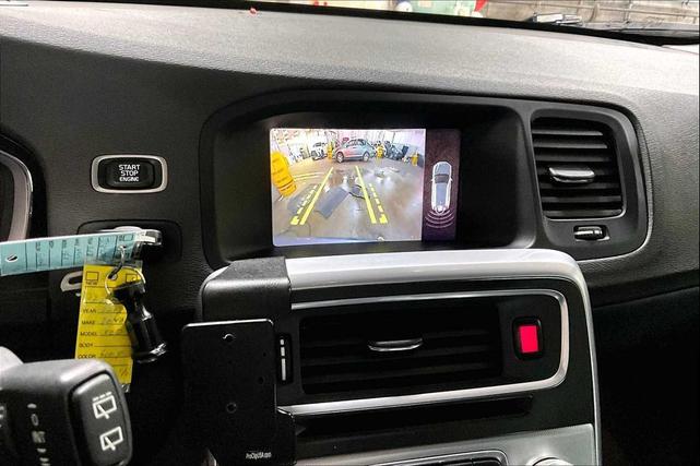 Photo of 2018 Osmium Grey Metallic Volvo V60