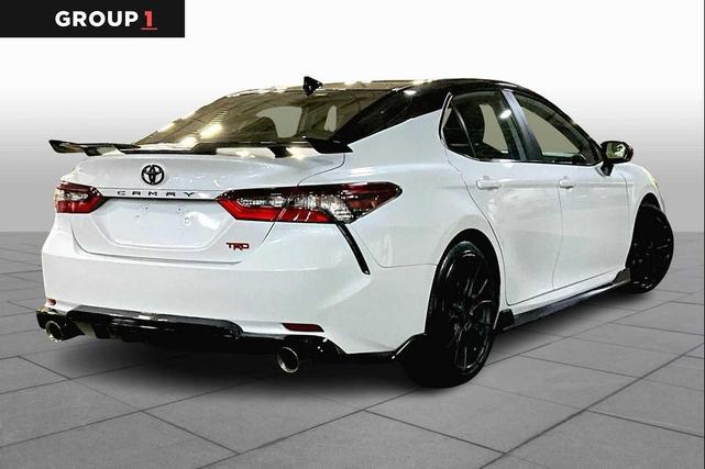Photo of 2023 Wind Chill Pearl/Midnight Black Metallic Toyota Camry
