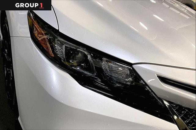 Photo of 2023 Wind Chill Pearl/Midnight Black Metallic Toyota Camry