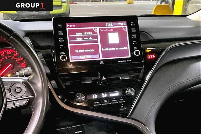 Photo of 2023 Wind Chill Pearl/Midnight Black Metallic Toyota Camry
