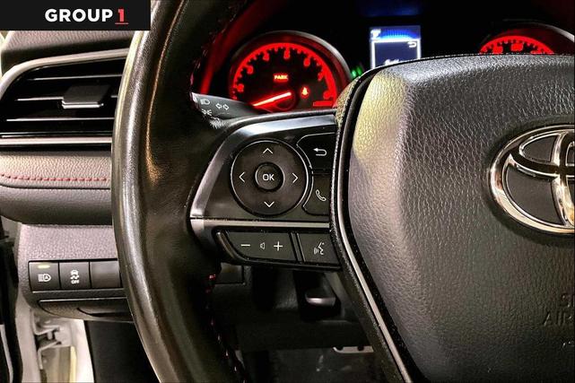 Photo of 2023 Wind Chill Pearl/Midnight Black Metallic Toyota Camry