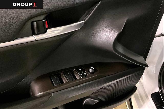 Photo of 2023 Wind Chill Pearl/Midnight Black Metallic Toyota Camry