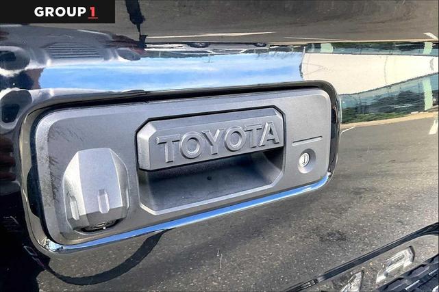 Photo of 2020 Midnight Black Metallic Toyota Tacoma