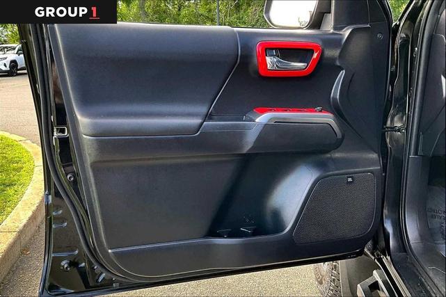 Photo of 2020 Midnight Black Metallic Toyota Tacoma