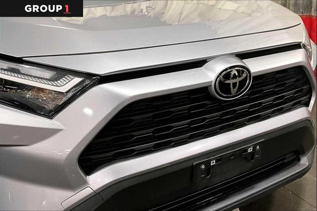 Photo of 2023 Silver Sky Metallic Toyota RAV4