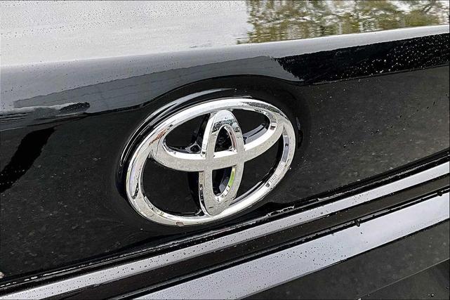Photo of 2025 Black Toyota Corolla