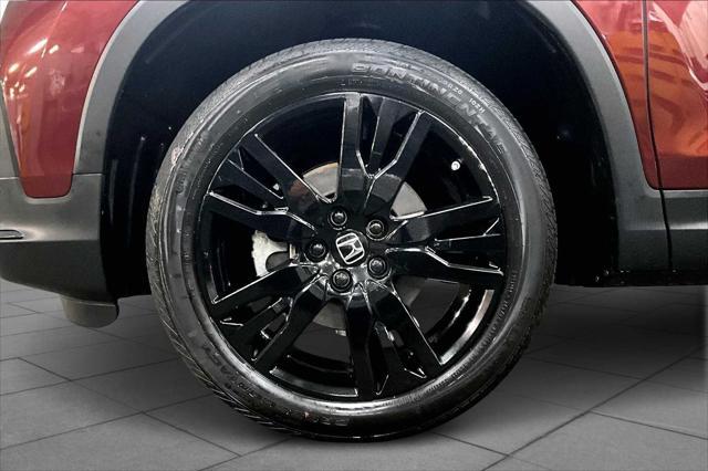 Photo of 2022 Deep Scarlet Pearl Honda Pilot