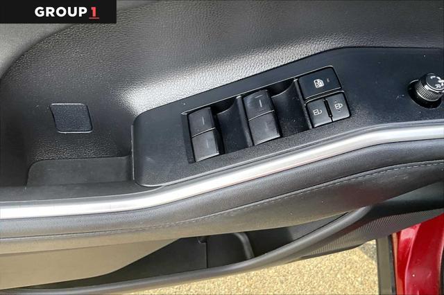 Photo of 2022 Ruby Flare Pearl Toyota Highlander