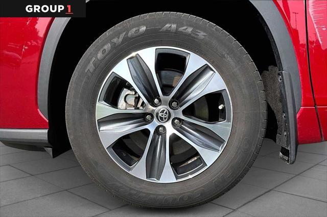 Photo of 2022 Ruby Flare Pearl Toyota Highlander