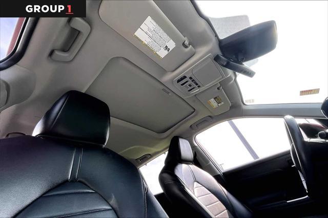 Photo of 2022 Ruby Flare Pearl Toyota Highlander