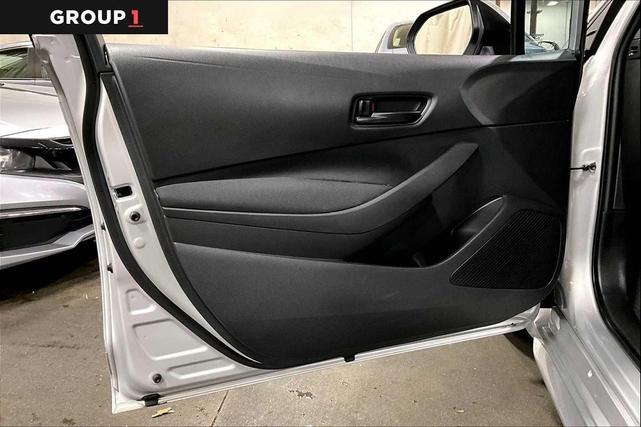 Photo of 2024 Classic Silver Metallic Toyota Corolla