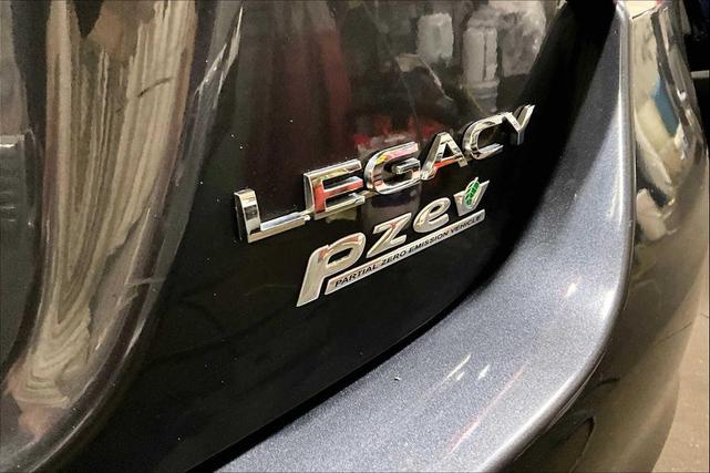Photo of 2015 Carbide Gray Metallic Subaru Legacy