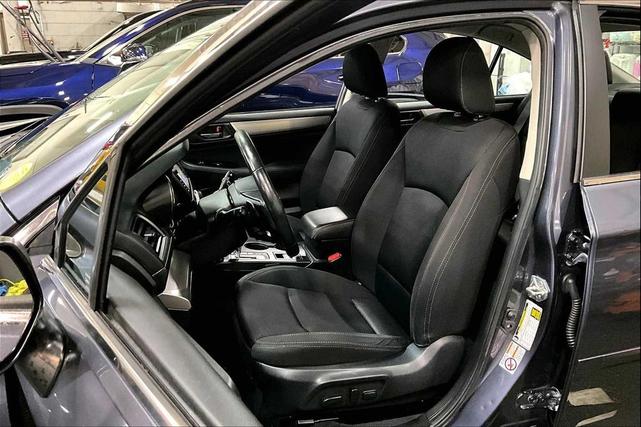 Photo of 2015 Carbide Gray Metallic Subaru Legacy