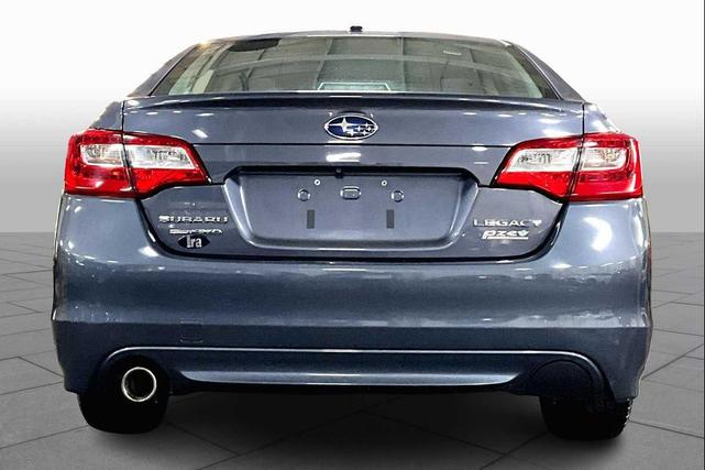 Photo of 2015 Carbide Gray Metallic Subaru Legacy