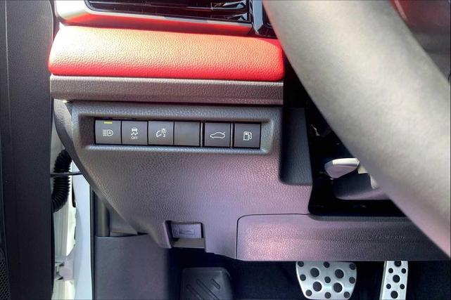 Photo of 2025 White Toyota Camry