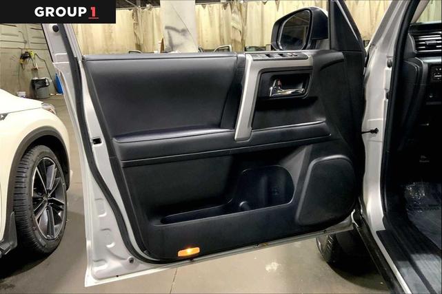 Photo of 2020 Classic Silver Metallic Toyota 4Runner