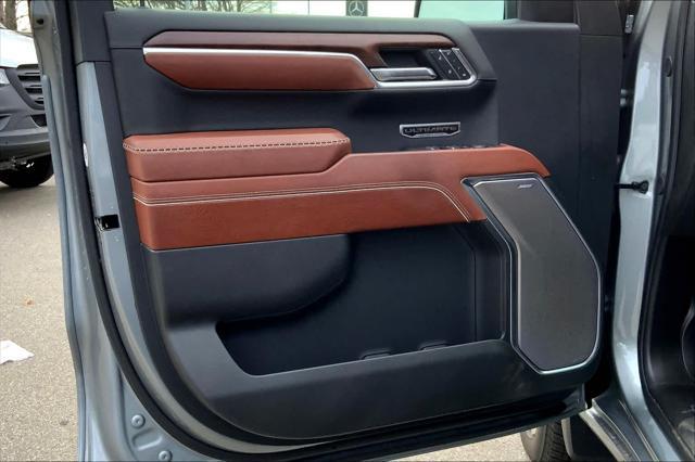 Photo of 2024 Sterling Metallic GMC Sierra 1500