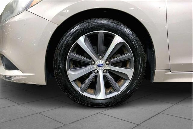 Photo of 2015 Tungsten Metallic Subaru Legacy