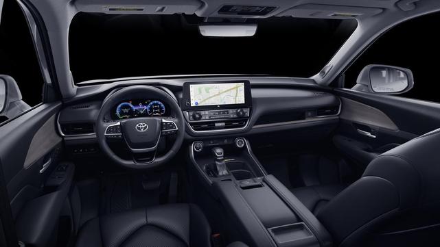 Photo of 2025 Black Toyota Grand Highlander