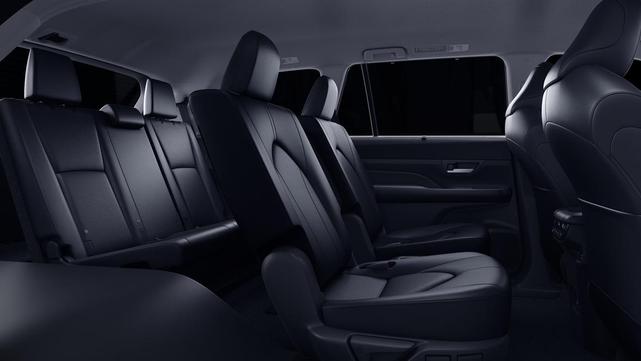 Photo of 2025 Black Toyota Grand Highlander
