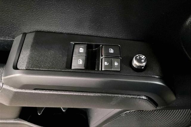 Photo of 2018 Magnetic Gray Metallic Toyota Tacoma