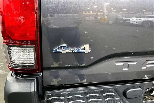 Photo of 2018 Magnetic Gray Metallic Toyota Tacoma